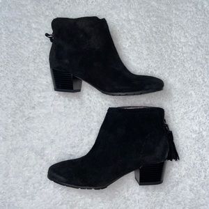 Reaction Kenneth Cole booties